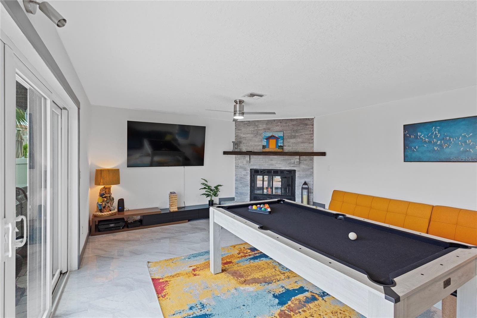 Single Family Residence at 166 BAYSIDE DR, CLEARWATER BEACH, photo 29 of 44