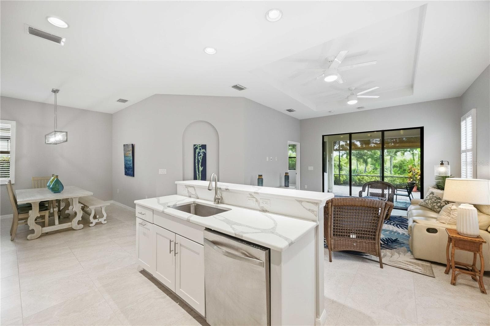Single Family Residence at 10393 CROOKED CREEK DR, VENICE, photo 18 of 58