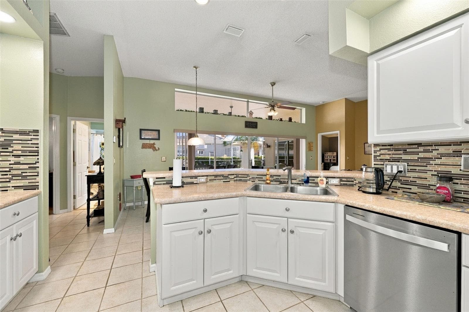 Single Family Residence at 4401 FORT SHAW DR, NEW PORT RICHEY, photo 16 of 54