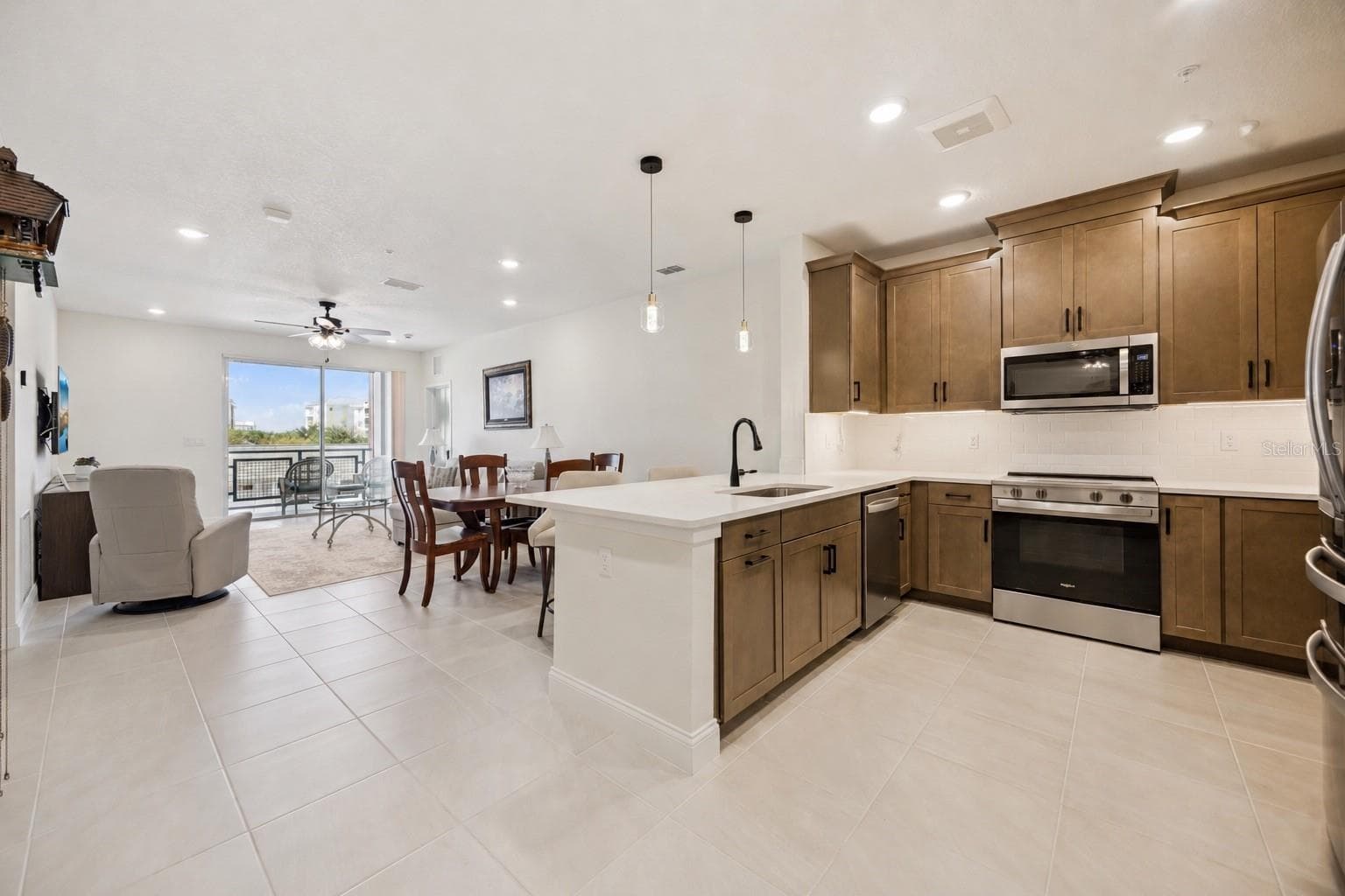 Condominium at 7545 LAUREATE BLVD #7201, ORLANDO, photo 6 of 63