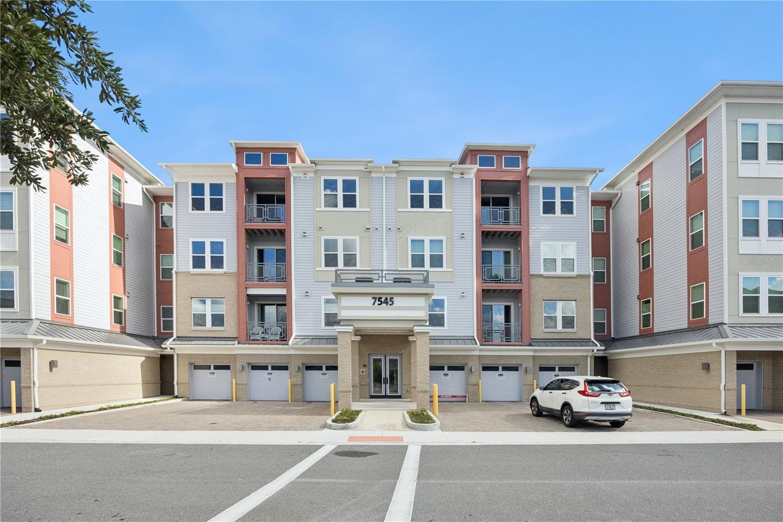 Condominium at 7545 LAUREATE BLVD #7201, ORLANDO, photo 42 of 63