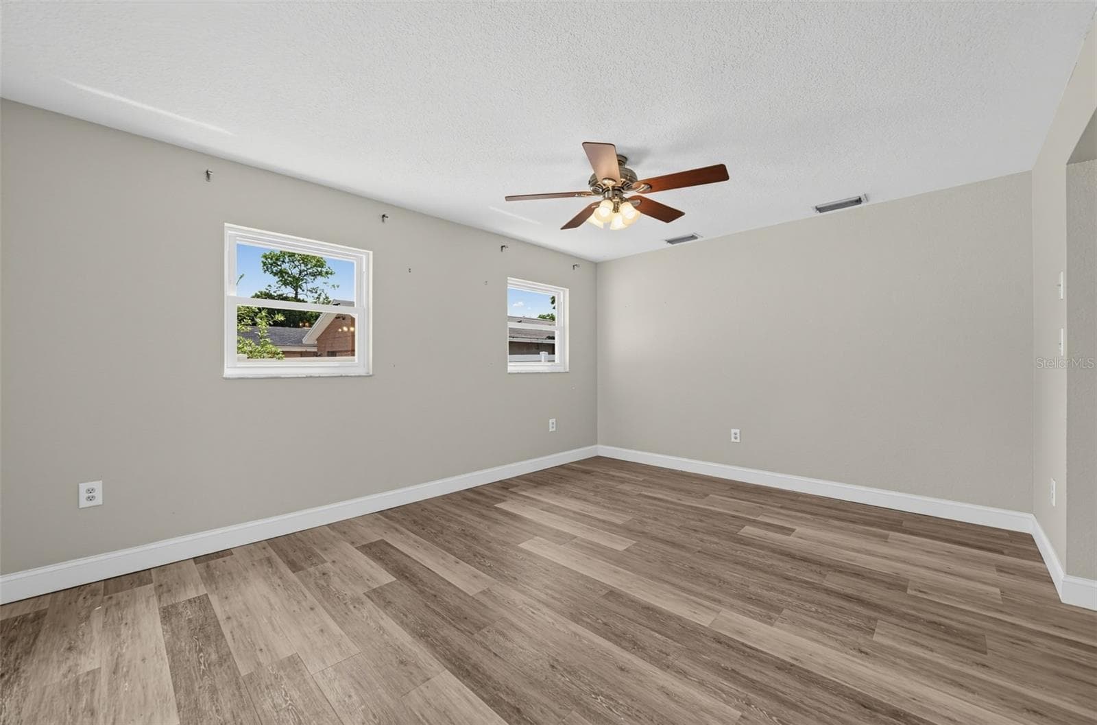 Single Family Residence at 2638 BALKAN ST, APOPKA, photo 5 of 16
