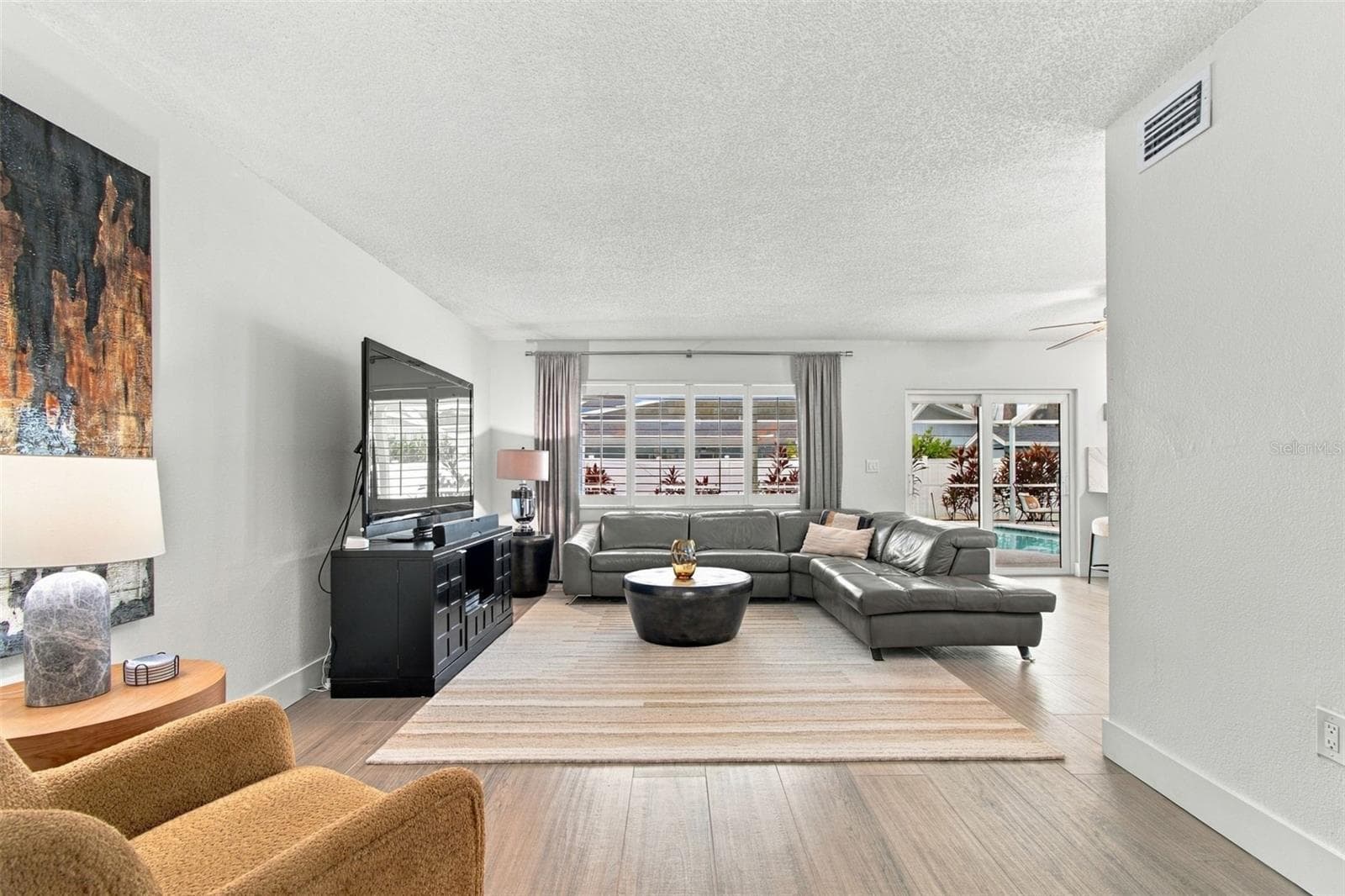 Single Family Residence at 3063 MOCKINGBIRD CT, CLEARWATER, photo 13 of 56