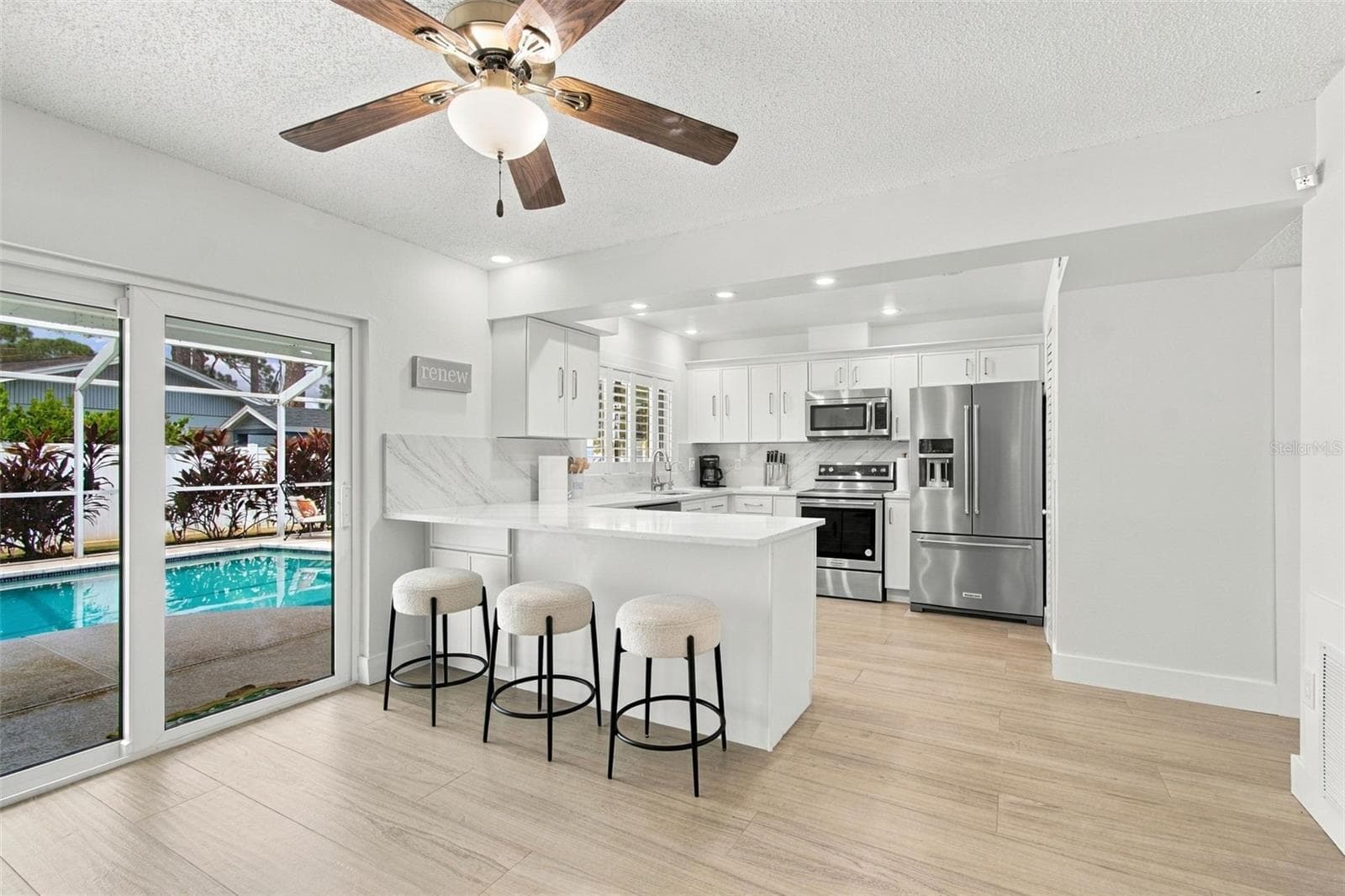 Single Family Residence at 3063 MOCKINGBIRD CT, CLEARWATER, photo 23 of 56