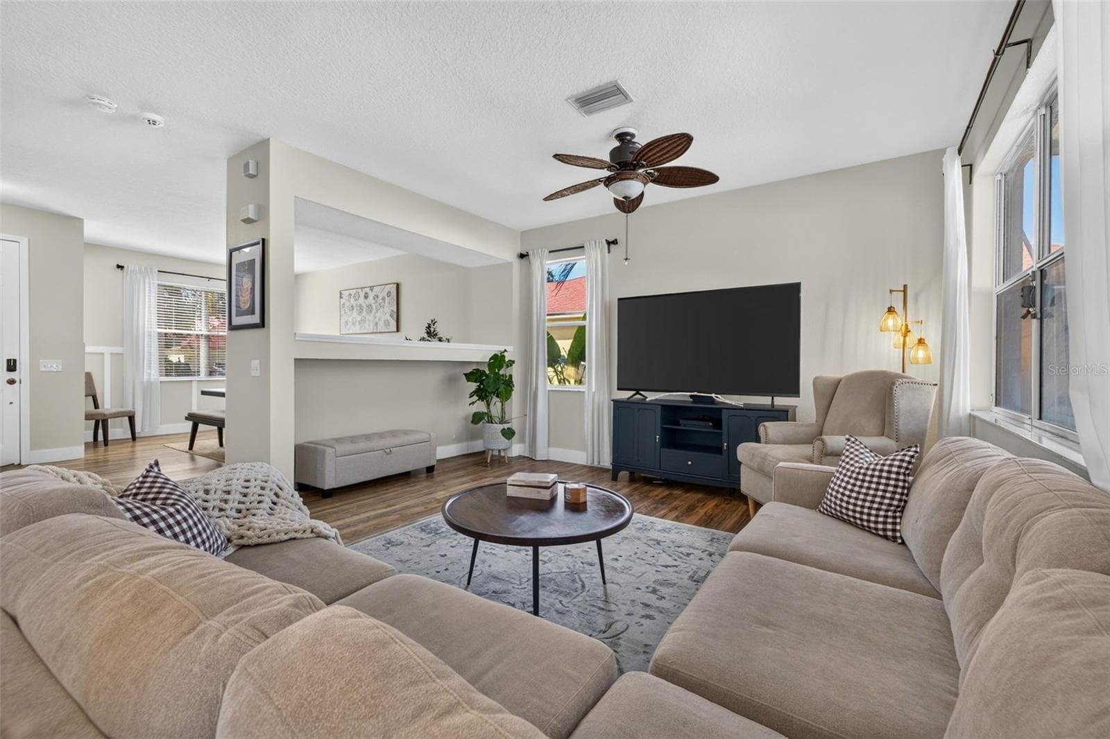 Single Family Residence at 10930 SUBTLE TRAIL DR, RIVERVIEW, photo 13 of 56