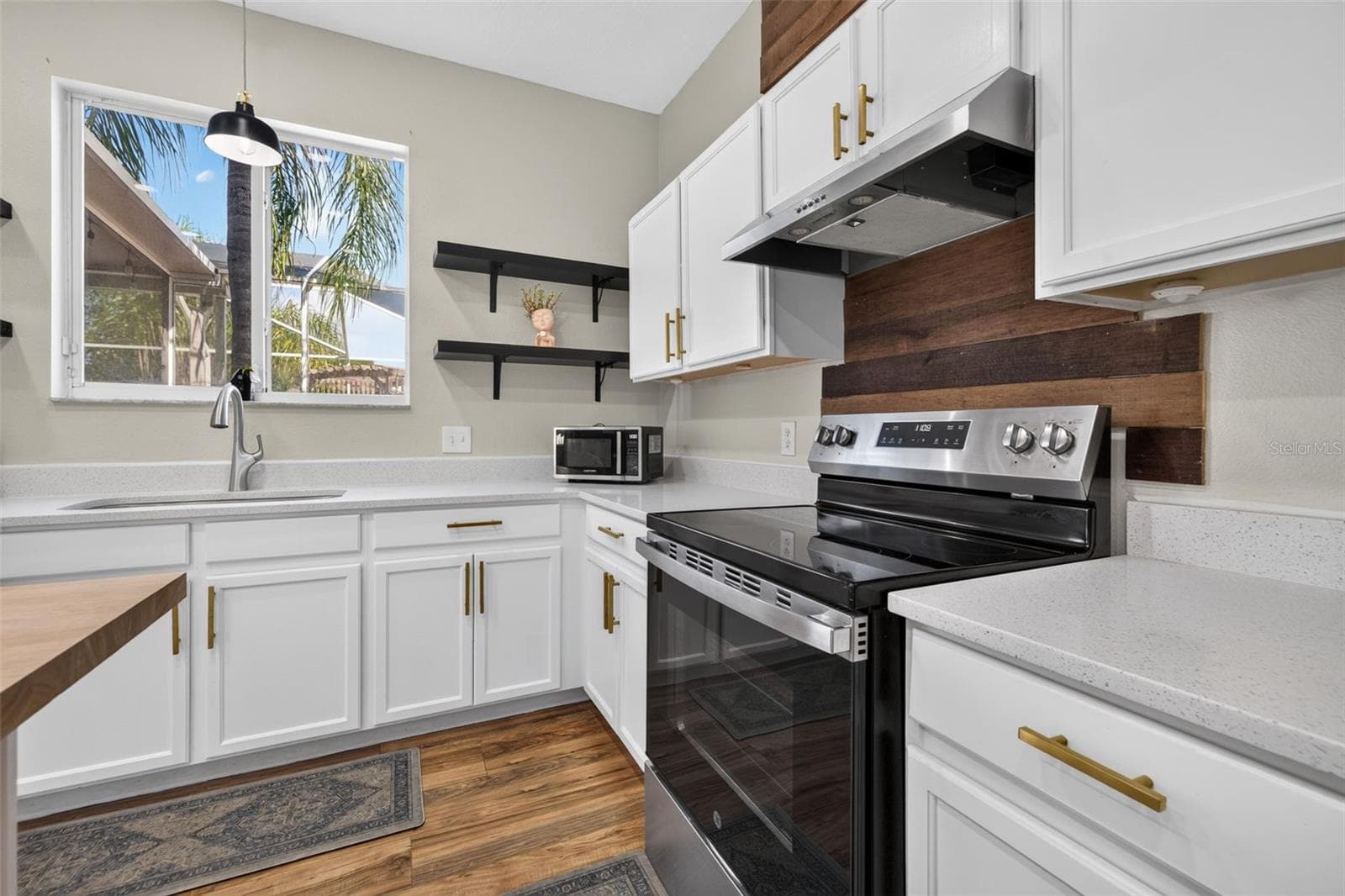 Single Family Residence at 10930 SUBTLE TRAIL DR, RIVERVIEW, photo 18 of 56