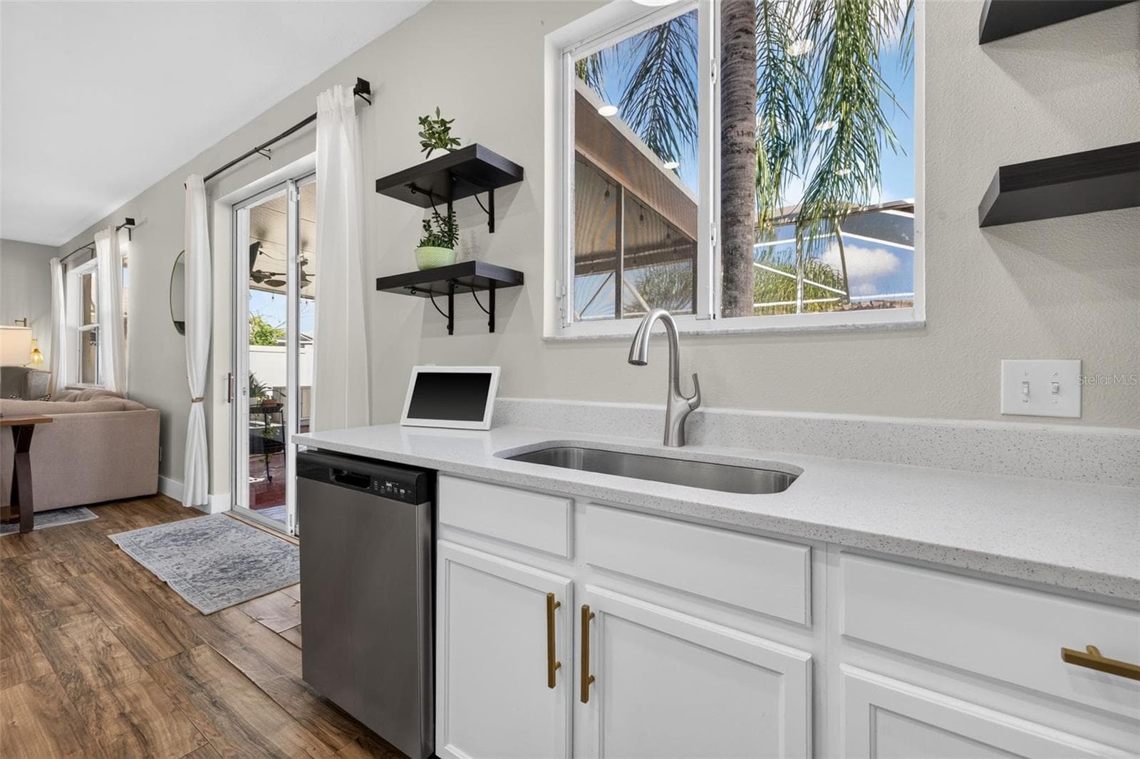 Single Family Residence at 10930 SUBTLE TRAIL DR, RIVERVIEW, photo 19 of 56