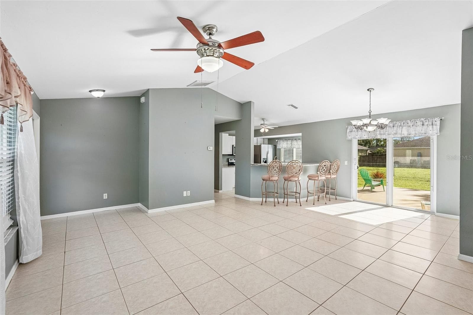 Single Family Residence at 1130 S WAPELLO ST, NORTH PORT, photo 7 of 43