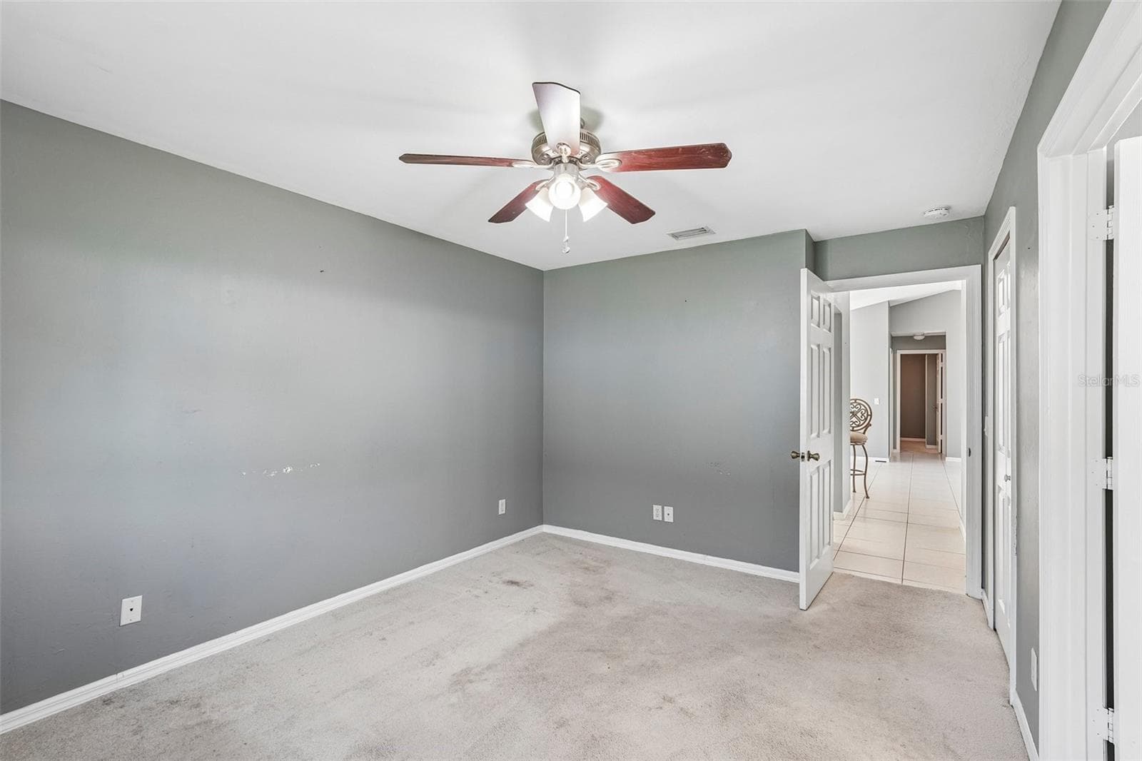Single Family Residence at 1130 S WAPELLO ST, NORTH PORT, photo 15 of 43