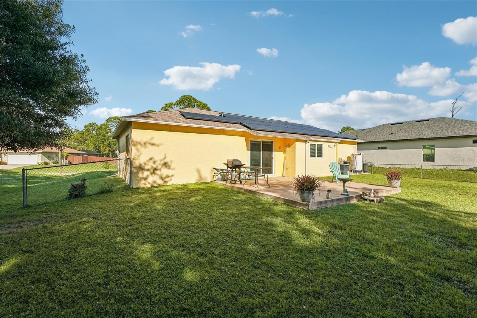 Single Family Residence at 1130 S WAPELLO ST, NORTH PORT, photo 27 of 43