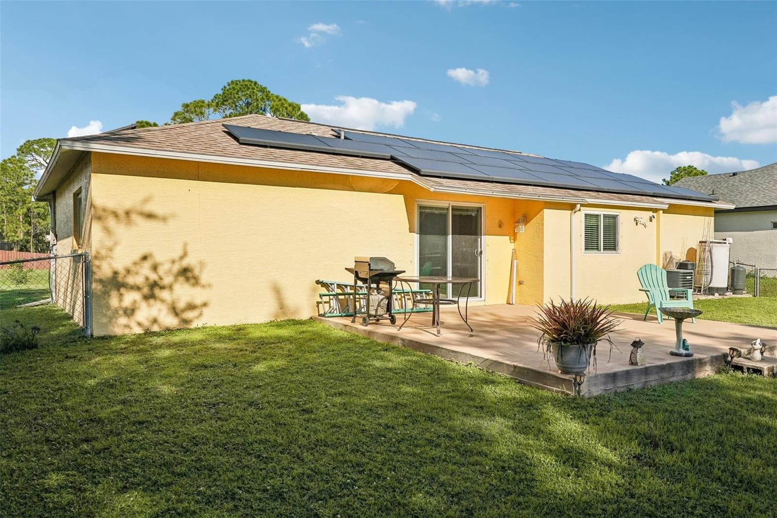 Single Family Residence at 1130 S WAPELLO ST, NORTH PORT, photo 28 of 43