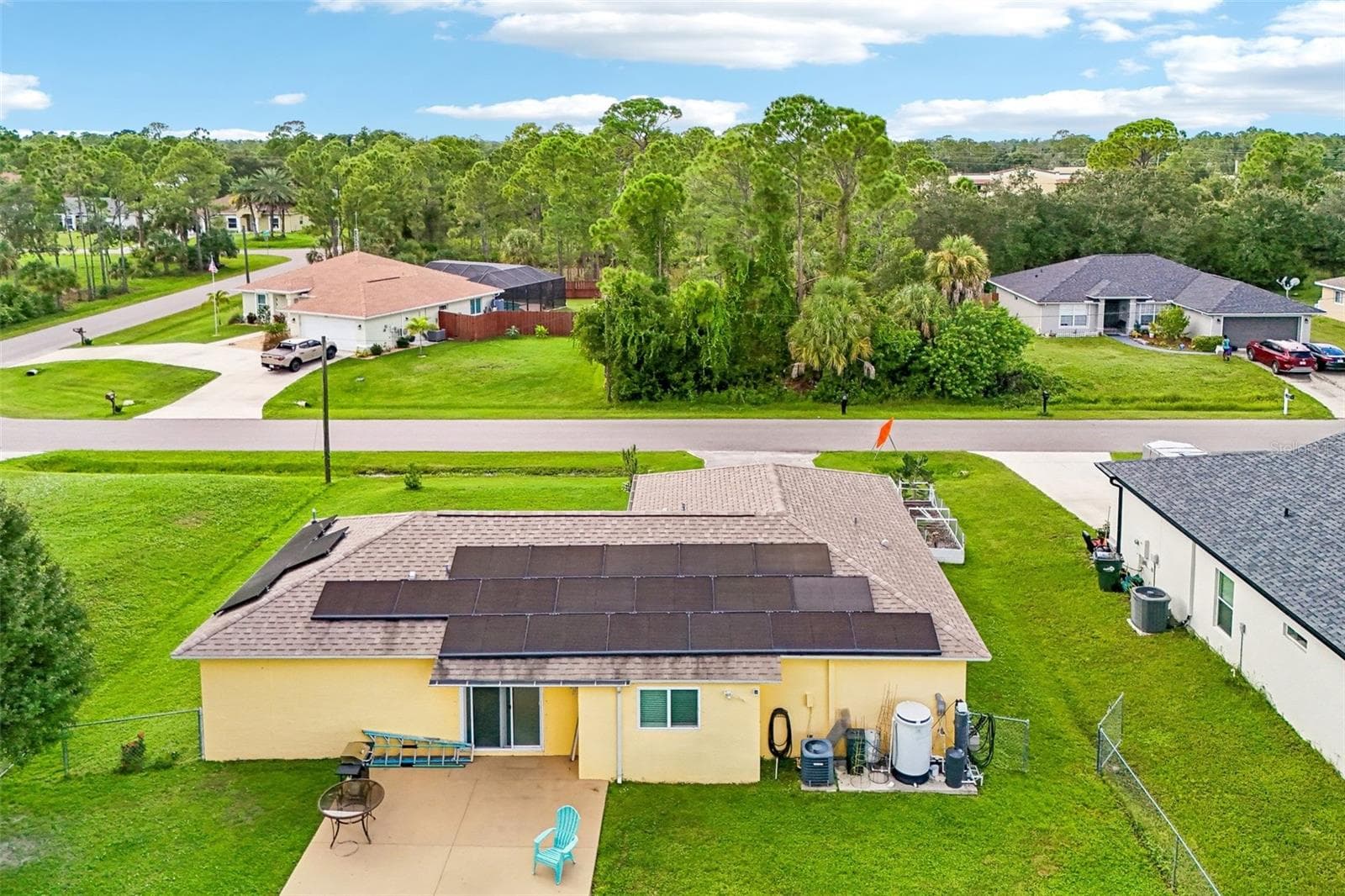 Single Family Residence at 1130 S WAPELLO ST, NORTH PORT, photo 39 of 43