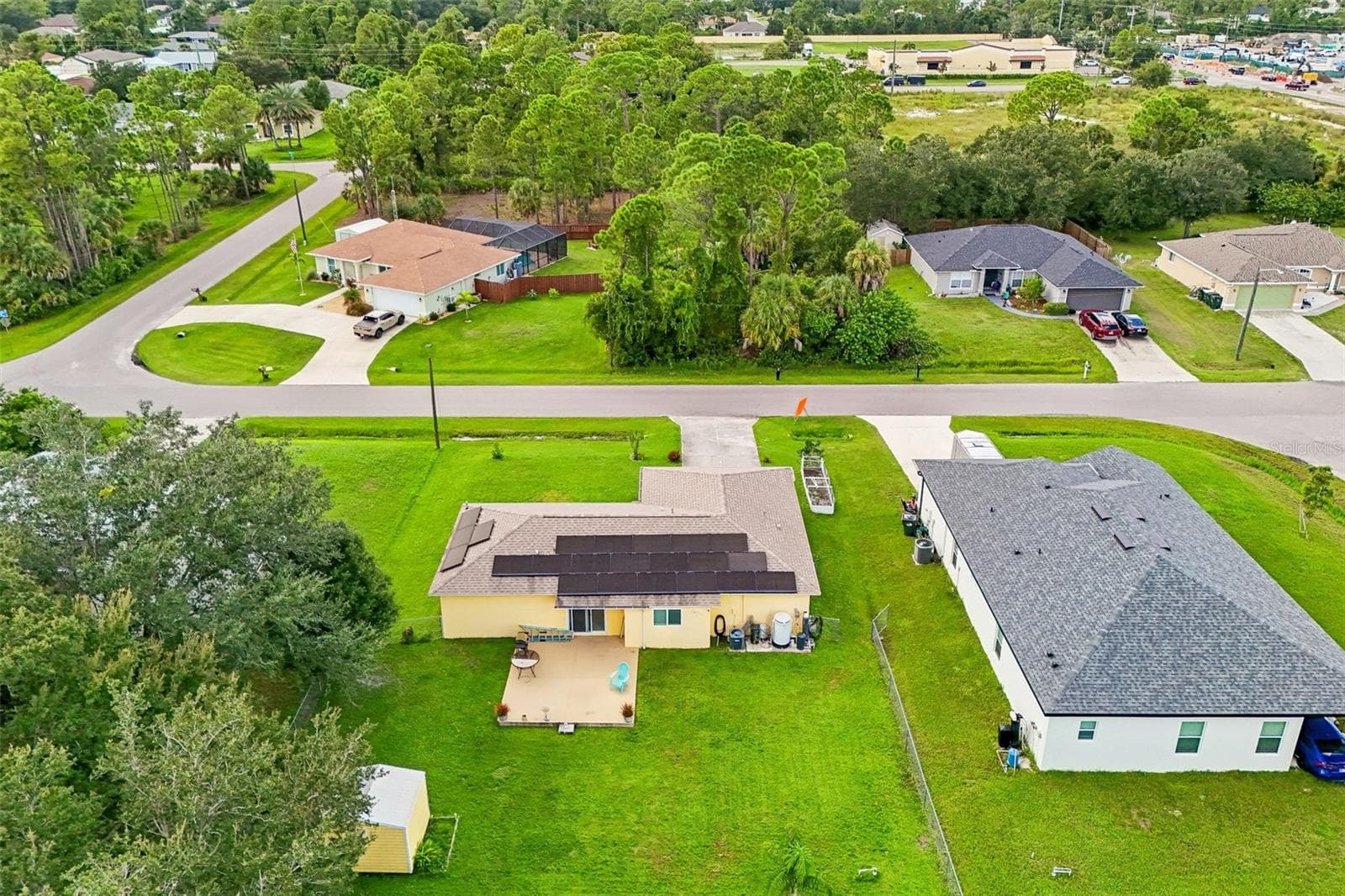 Single Family Residence at 1130 S WAPELLO ST, NORTH PORT, photo 40 of 43