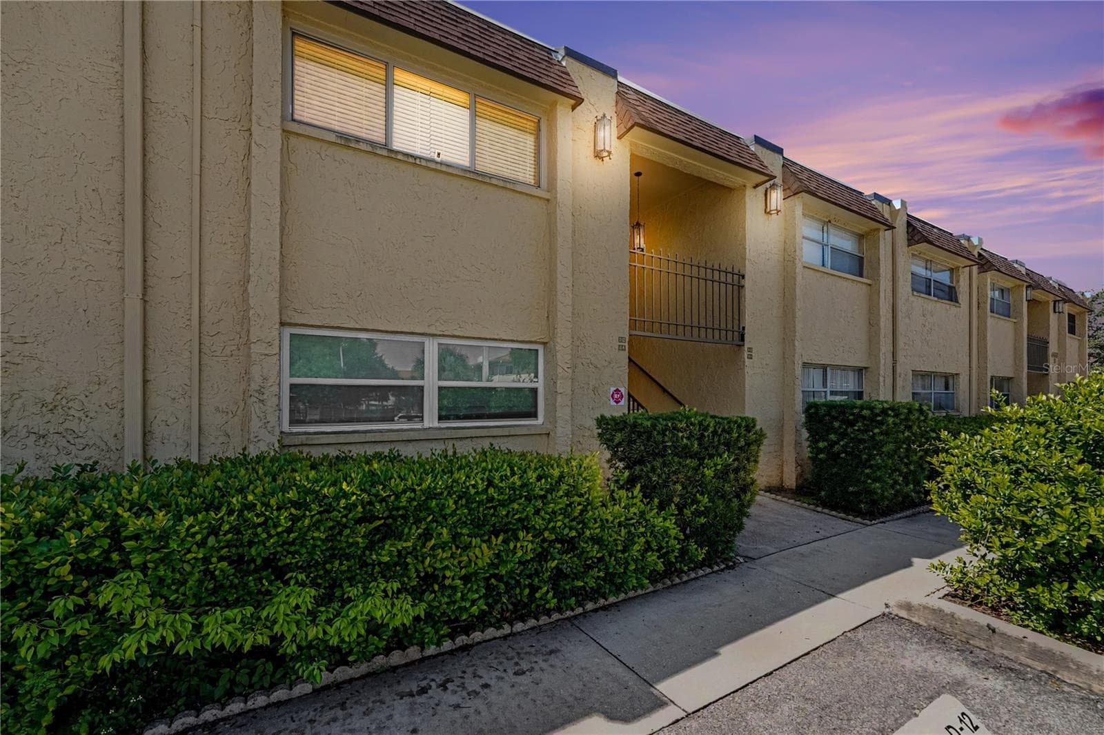 Condominium at 4450 40TH AVE N #D12, ST PETERSBURG, photo 2 of 23