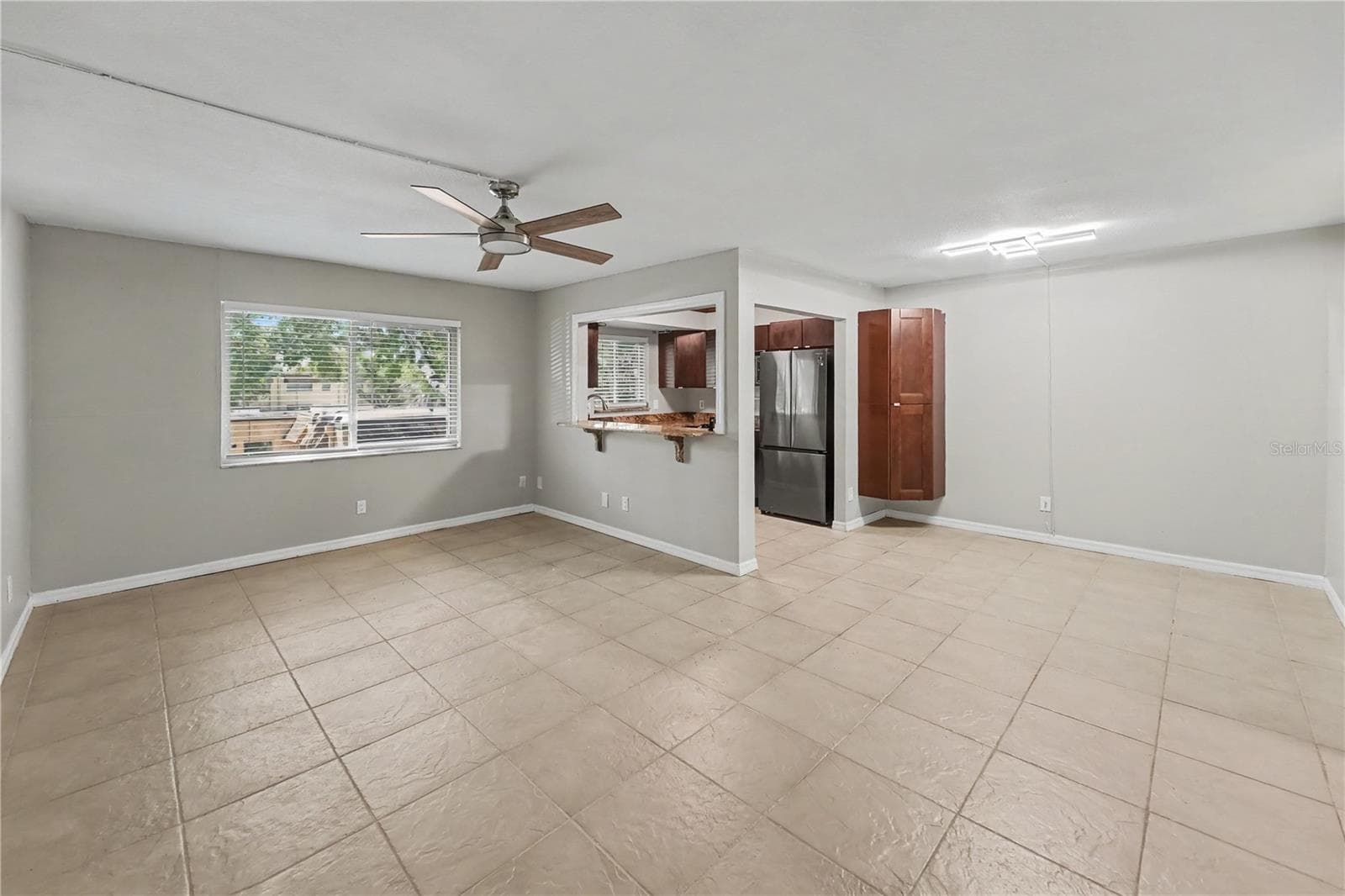 Condominium at 4450 40TH AVE N #D12, ST PETERSBURG, photo 4 of 23