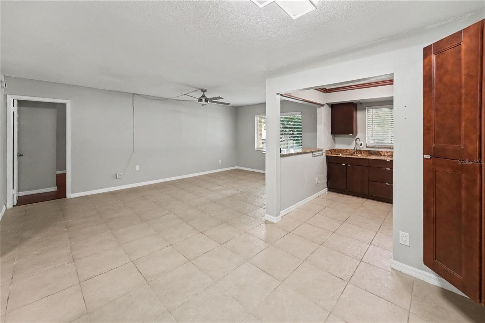 Condominium at 4450 40TH AVE N #D12, ST PETERSBURG, photo 5 of 23