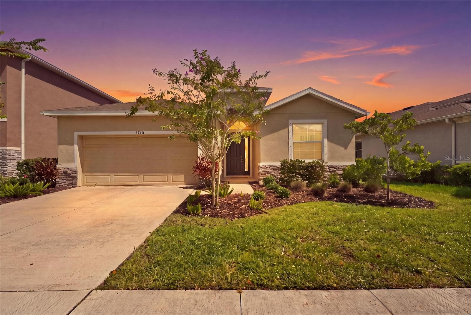 5740 WOODLAND SAGE DR