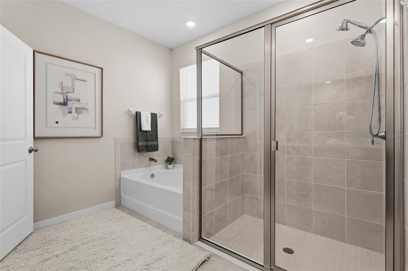 Primary ensuite - 5740 WOODLAND SAGE DR, SARASOTA