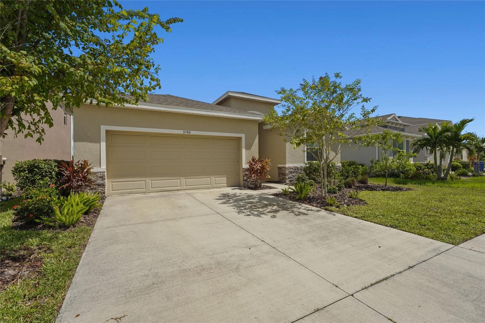 Single Family Residence at 5740 WOODLAND SAGE DR, SARASOTA, photo 17 of 60