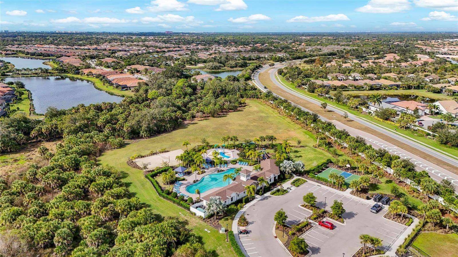Single Family Residence at 5740 WOODLAND SAGE DR, SARASOTA, photo 48 of 60