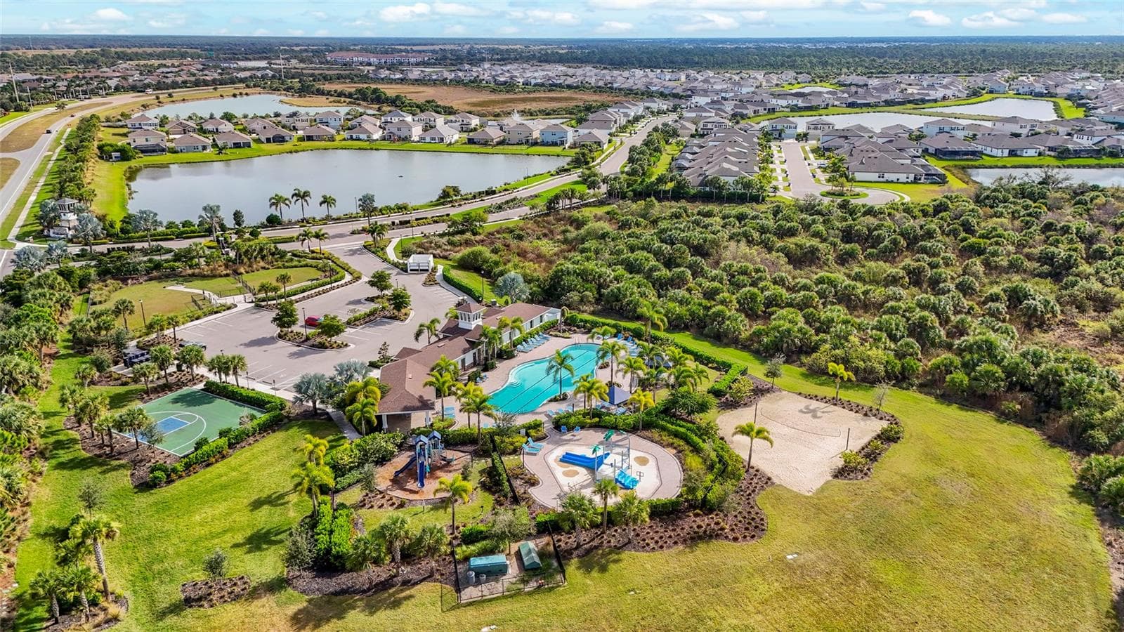 Single Family Residence at 5740 WOODLAND SAGE DR, SARASOTA, photo 50 of 60