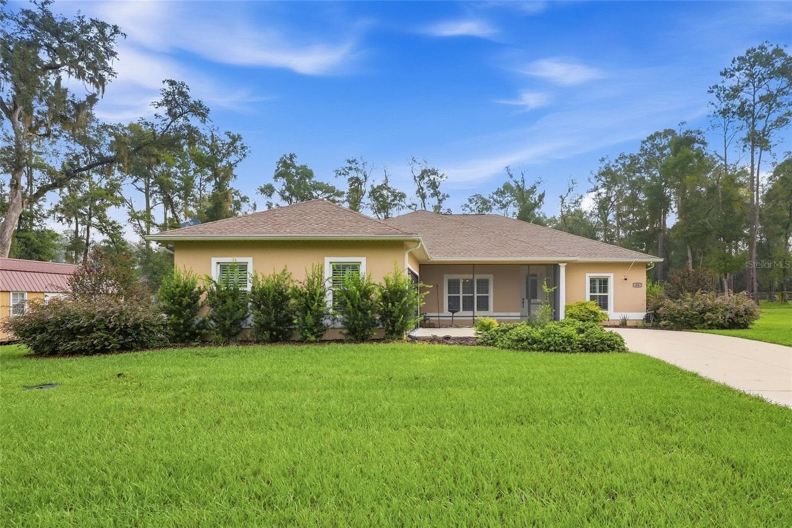 Single Family Residence at 16 LAKESIDE DR, OCALA, photo 2 of 48