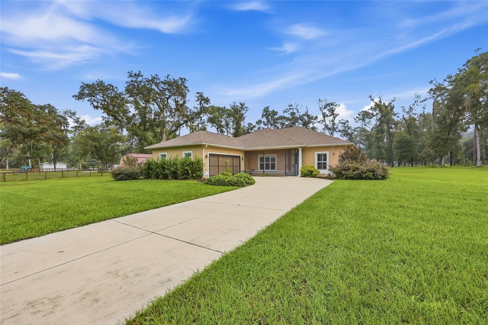 Single Family Residence at 16 LAKESIDE DR, OCALA, photo 3 of 48