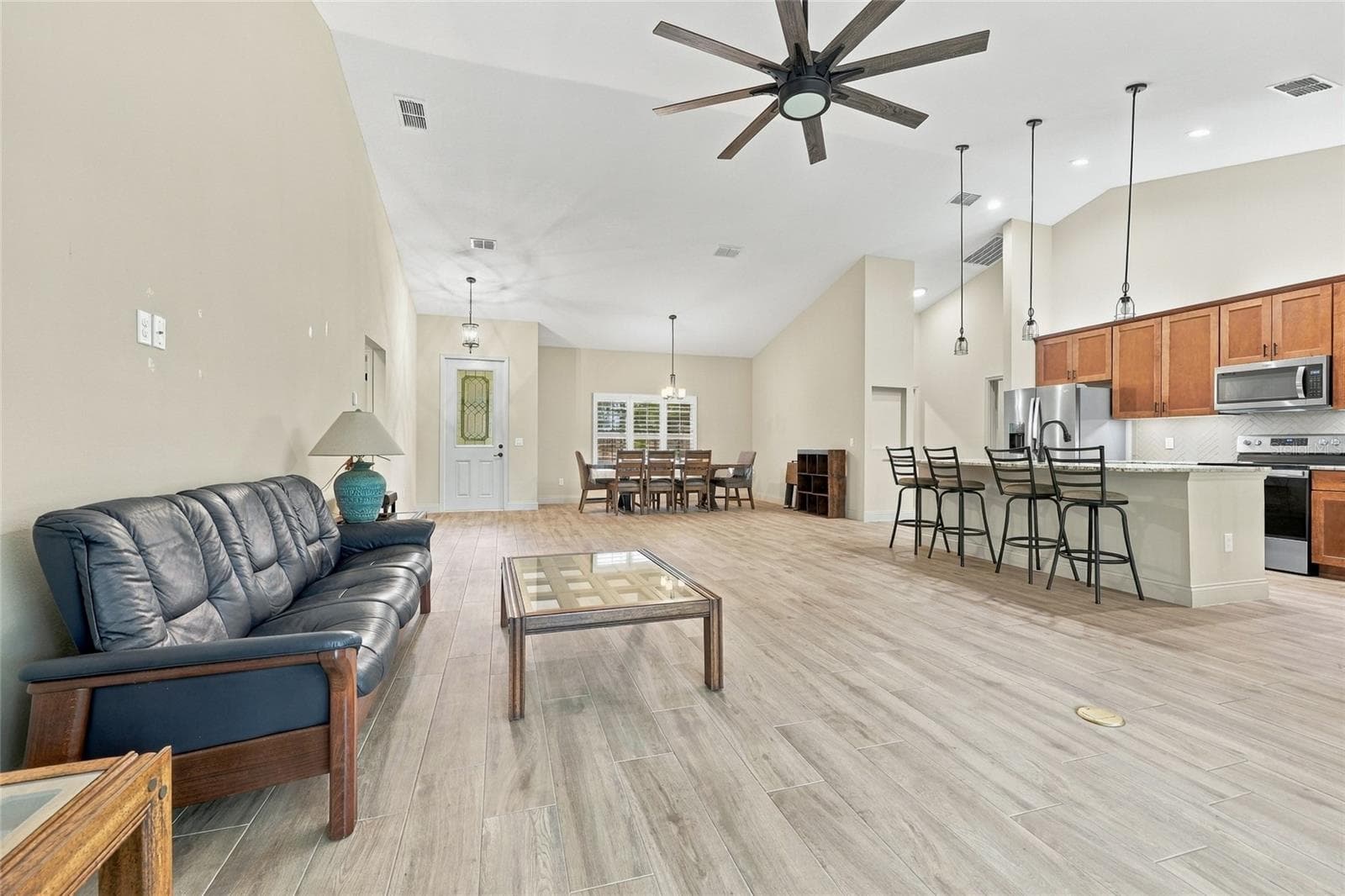 Single Family Residence at 16 LAKESIDE DR, OCALA, photo 11 of 48