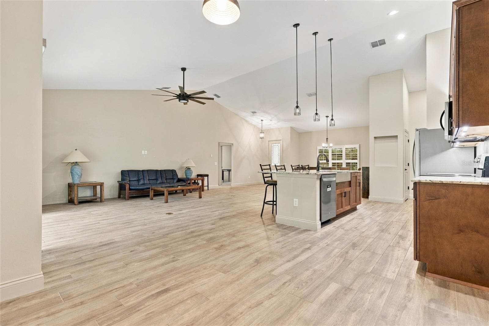 Single Family Residence at 16 LAKESIDE DR, OCALA, photo 13 of 48