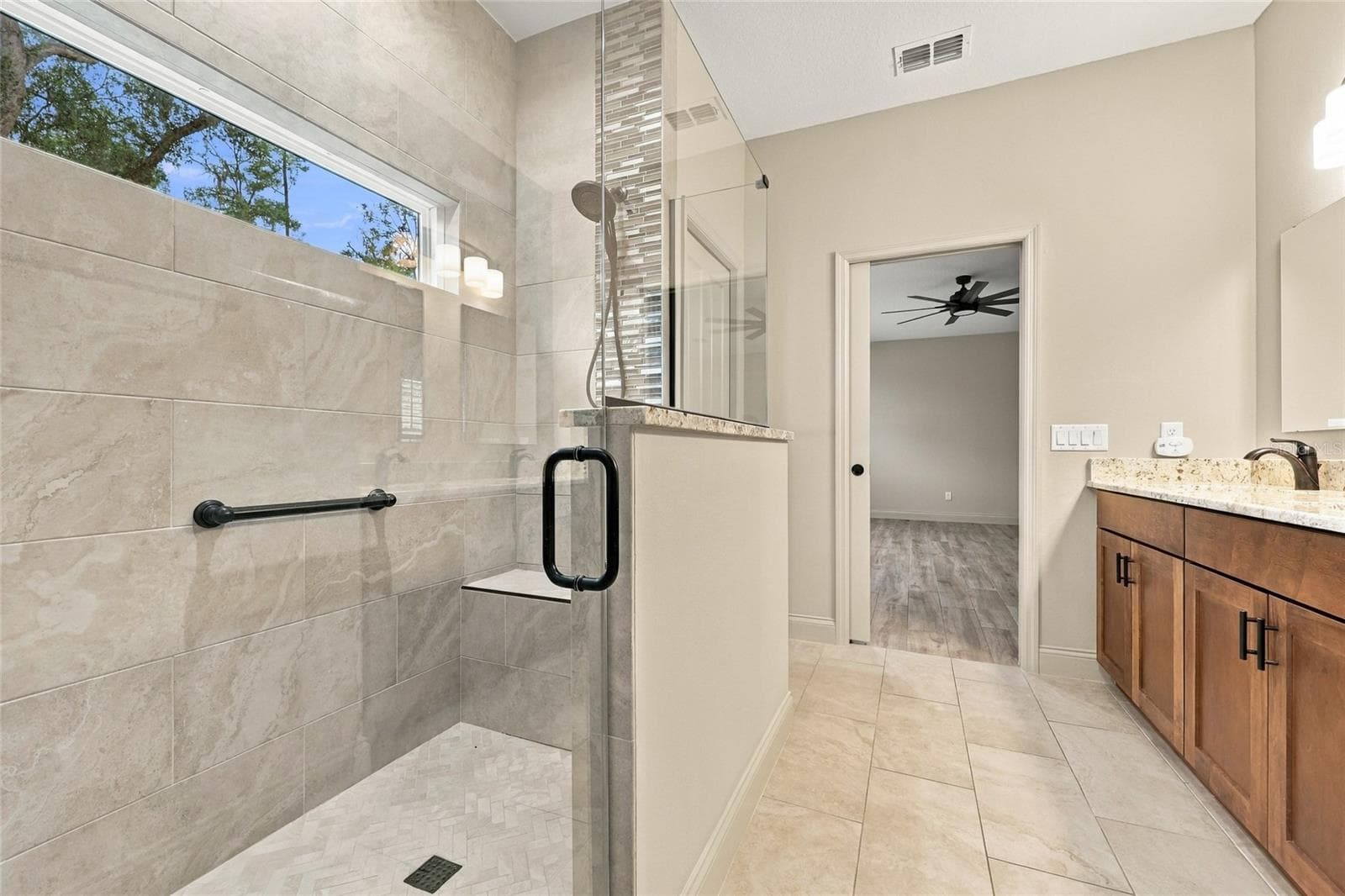 Single Family Residence at 16 LAKESIDE DR, OCALA, photo 21 of 48