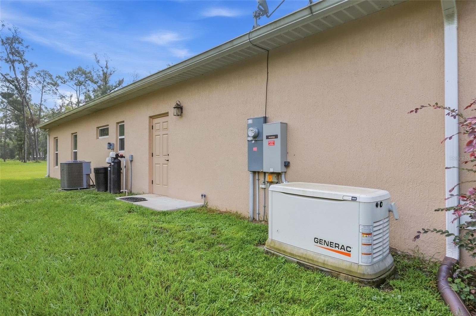 Single Family Residence at 16 LAKESIDE DR, OCALA, photo 33 of 48