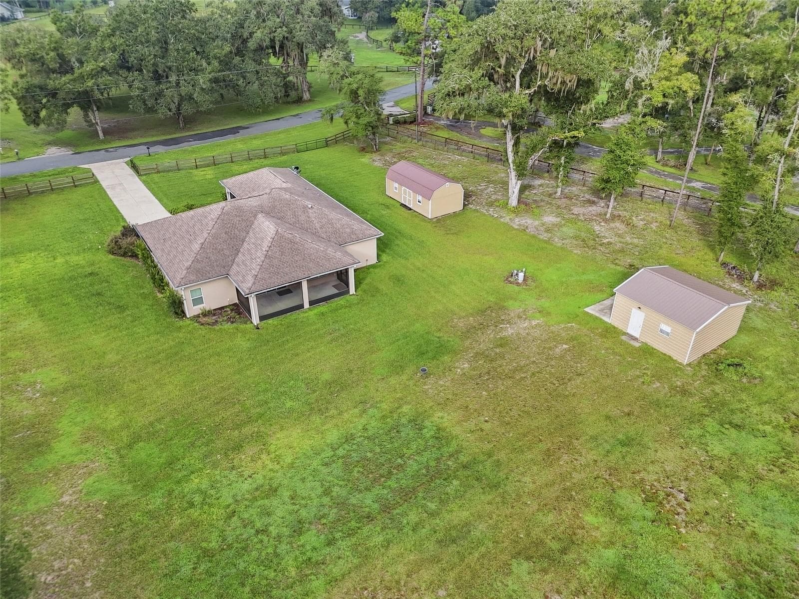 Single Family Residence at 16 LAKESIDE DR, OCALA, photo 37 of 48