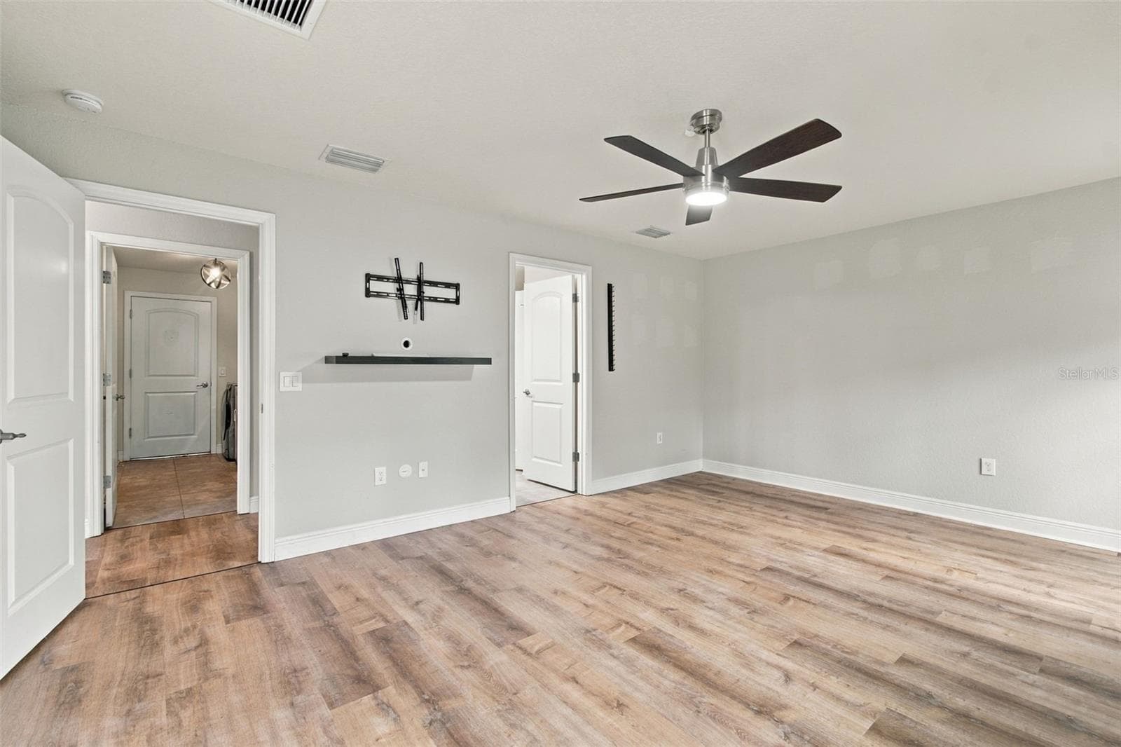 Single Family Residence at 12784 SIGMUND ST, SPRING HILL, photo 23 of 52