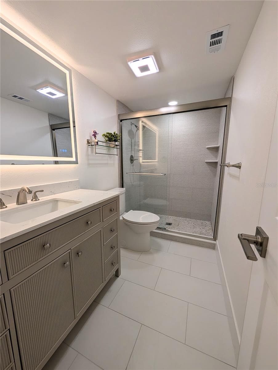 Condominium at 4507 S OAK DR #P31, TAMPA, photo 11 of 30