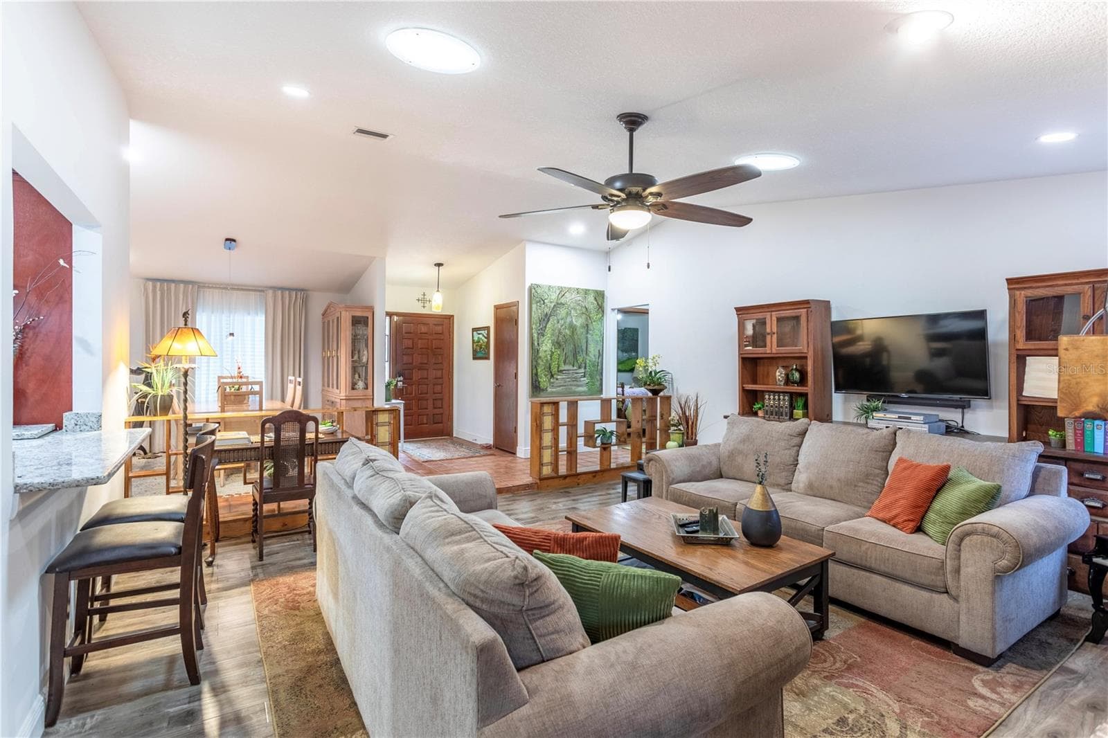 Single Family Residence at 1040 PALADIN CT, ORLANDO, photo 10 of 34