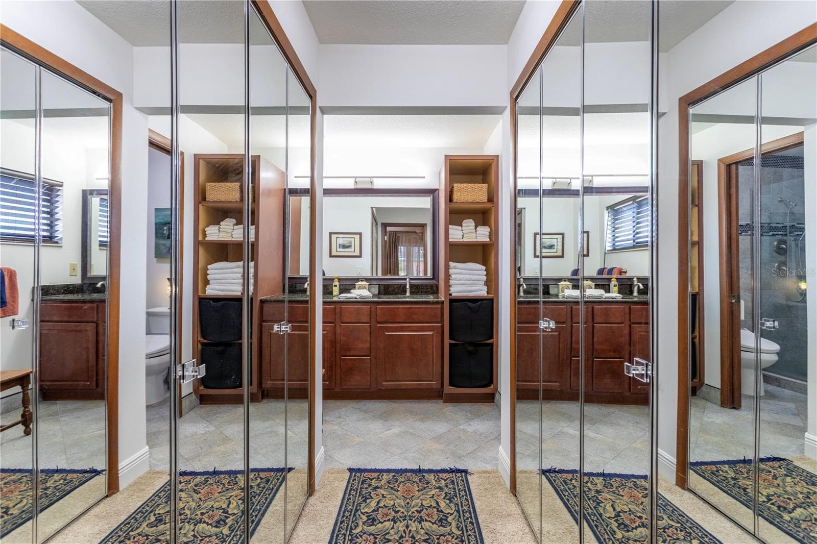 His and Her closets into ensuite - 1040 PALADIN CT, ORLANDO