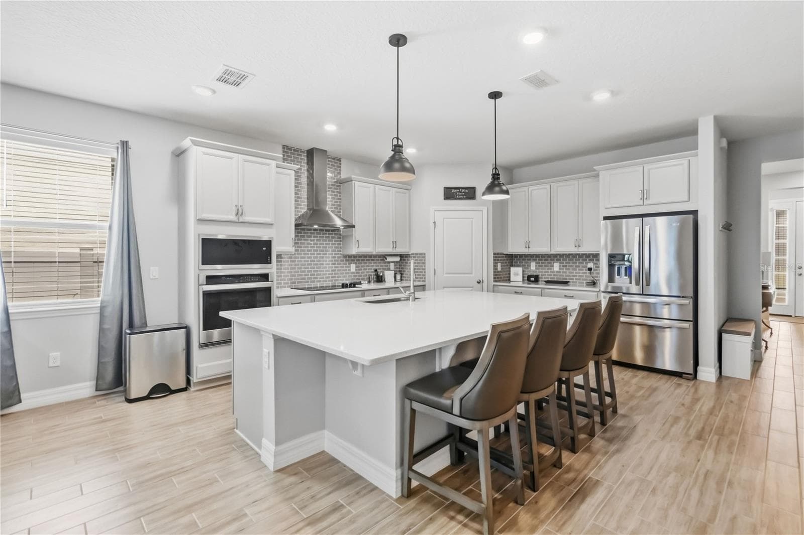 Single Family Residence at 1270 FOX HEDGE LN, ST CLOUD, photo 10 of 26