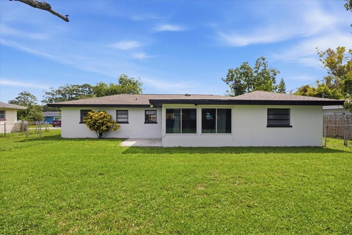 Single Family Residence at 1860 ALBERTA DR, CLEARWATER, photo 24 of 30