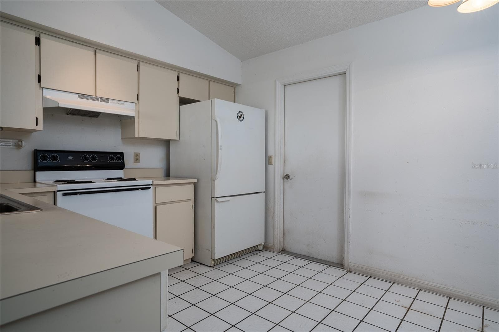 Single Family Residence at 2578 HAULOVER BLVD, DELTONA, photo 10 of 28