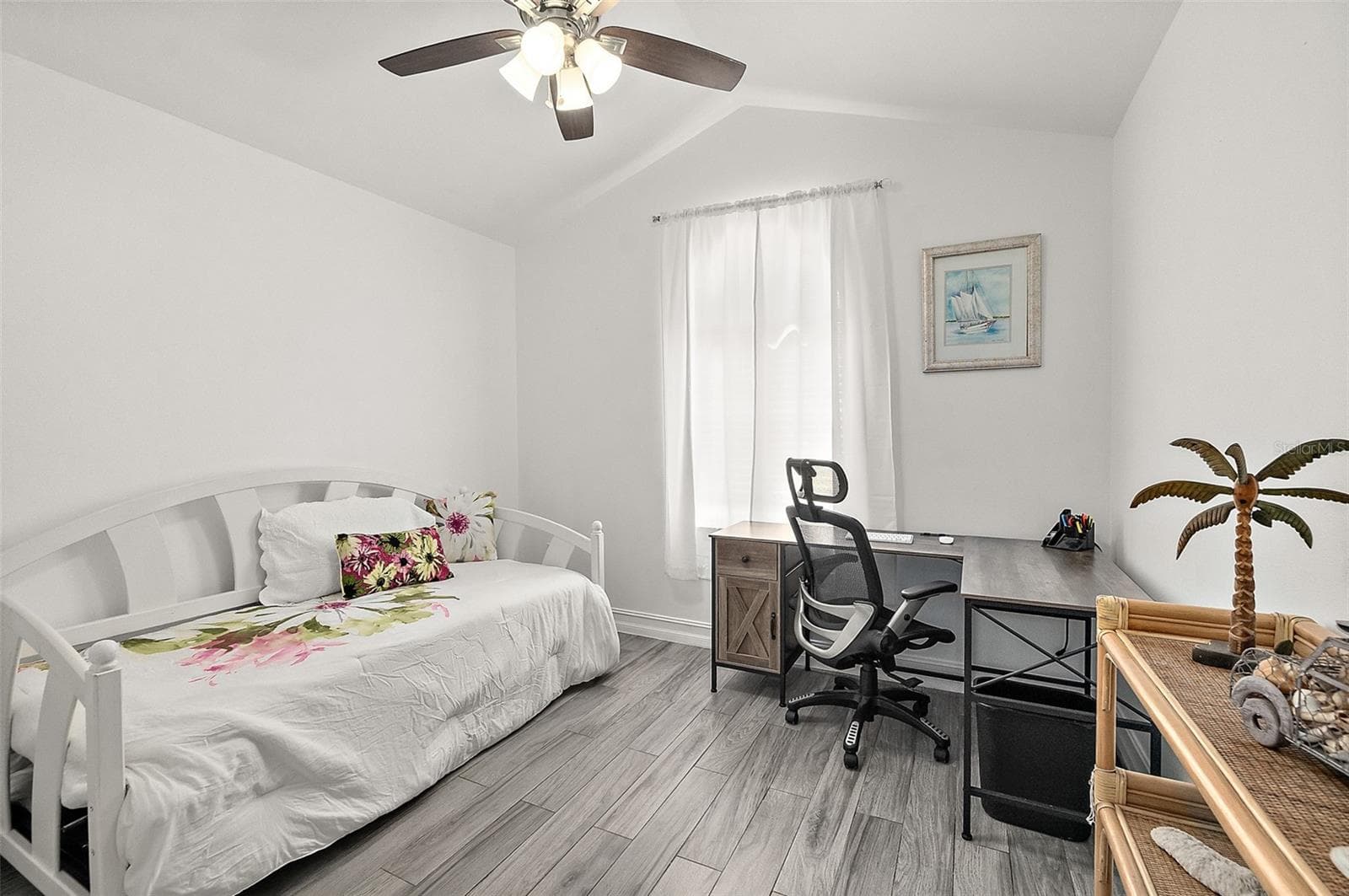 Single Family Residence at 624 CUMBERLAND DR, FLAGLER BEACH, photo 23 of 43