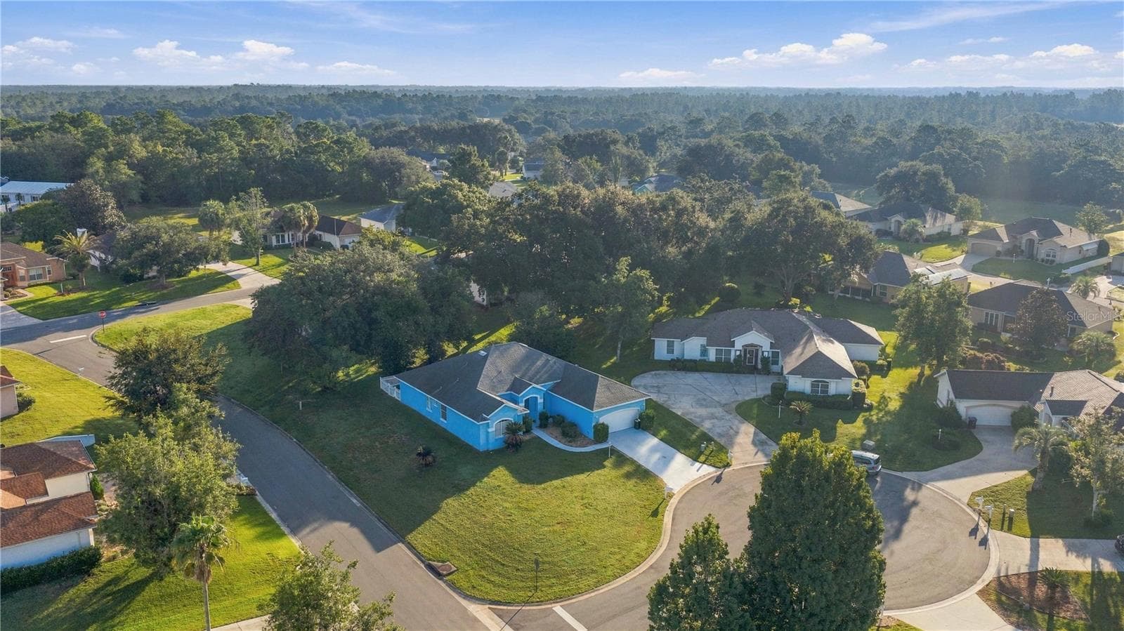 Single Family Residence at 385 W BARCLAY CT, BEVERLY HILLS, photo 22 of 27