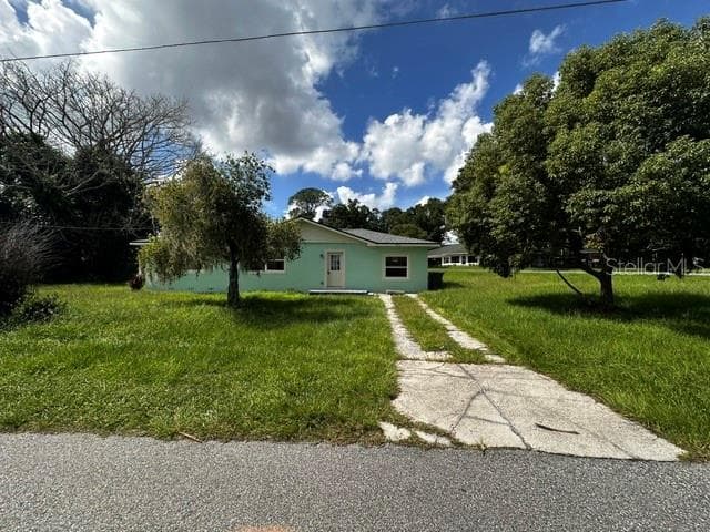 923 W LAKE CANNON DR NW