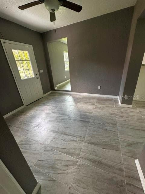 Single Family Residence at 923 W LAKE CANNON DR NW, WINTER HAVEN, photo 5 of 11