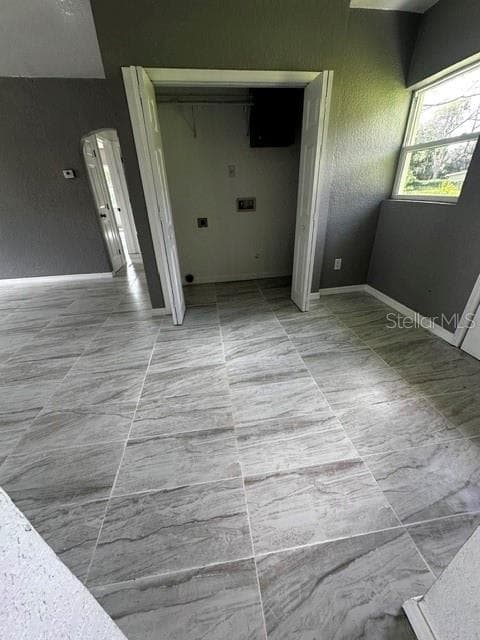 Single Family Residence at 923 W LAKE CANNON DR NW, WINTER HAVEN, photo 8 of 11