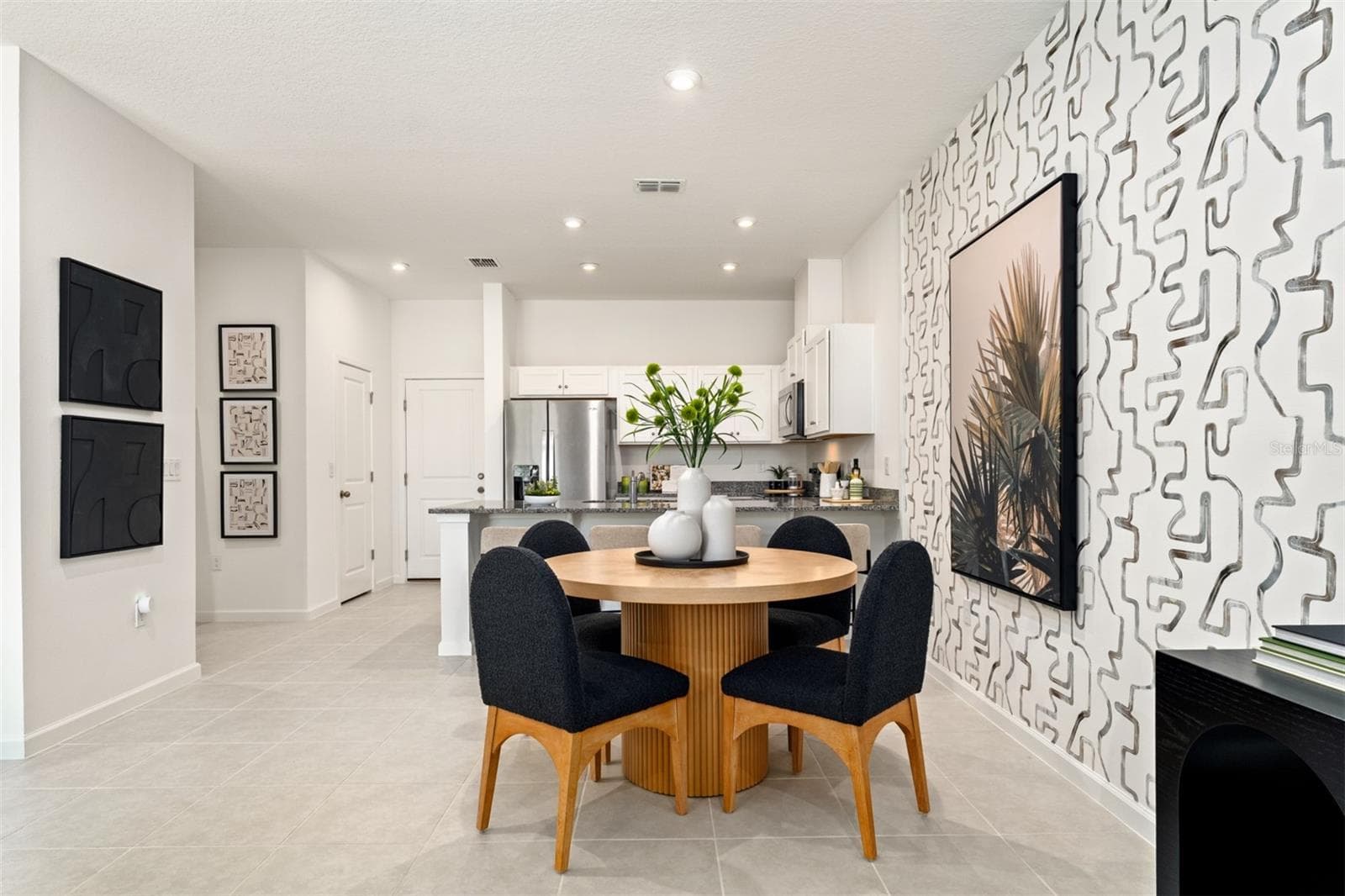 Catalina I Model Dining Room - 2872 CAMELLIA FLOWER ST, APOPKA