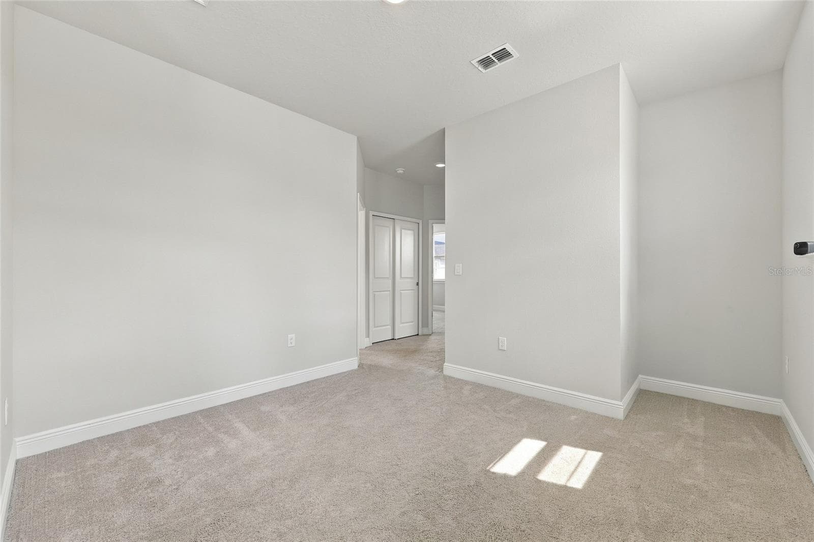 Multiuse Loft - 4929 CROSS PRAIRIE PKWY, ST CLOUD