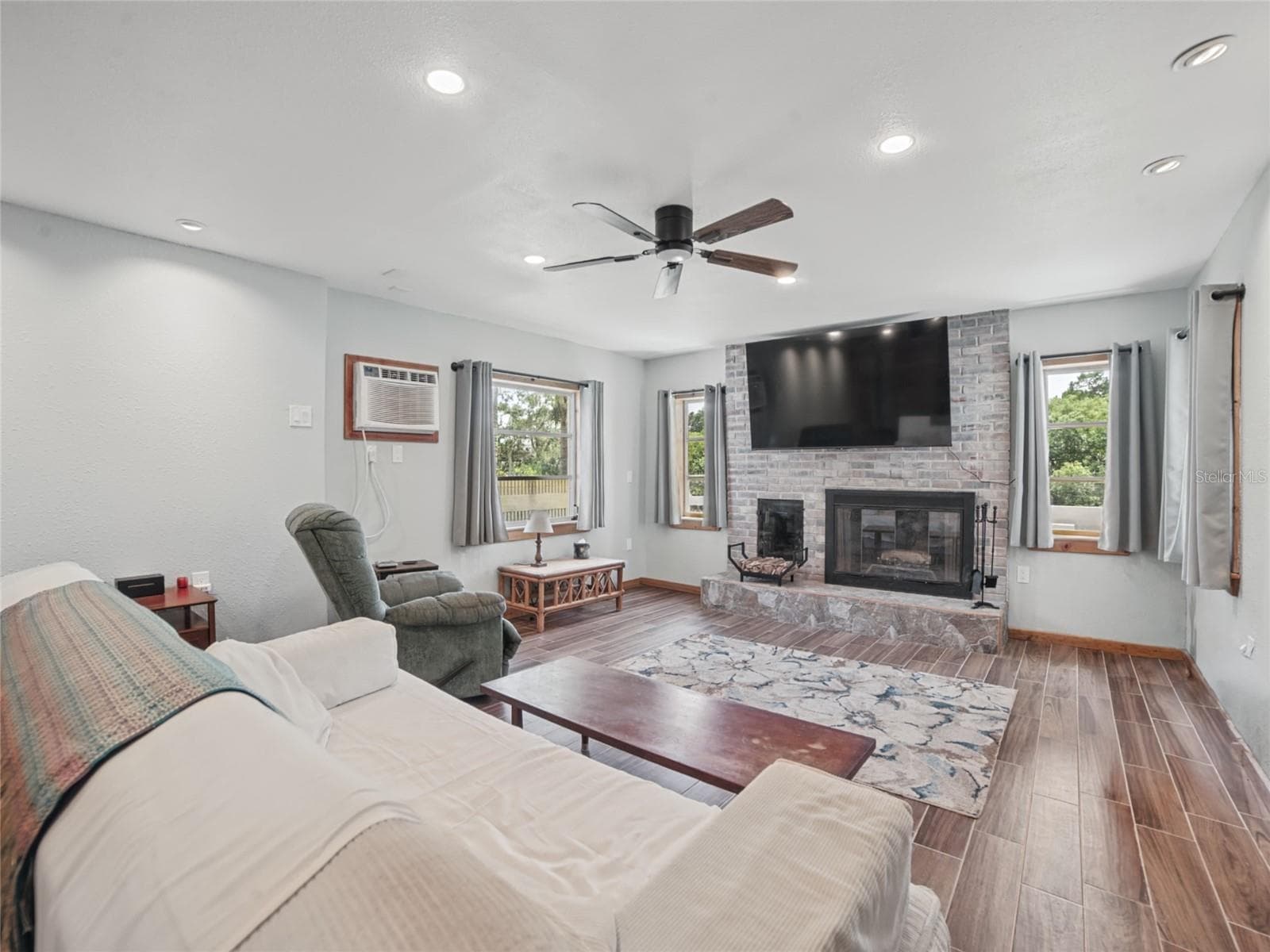 Single Family Residence at 6726 UDELL LN, HUDSON, photo 13 of 41