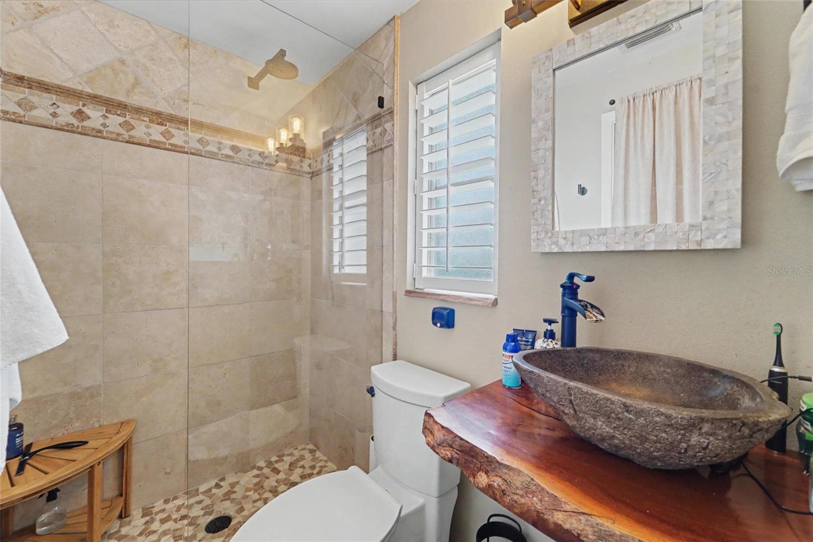 en suite bath - 1779 AVON LN, LARGO