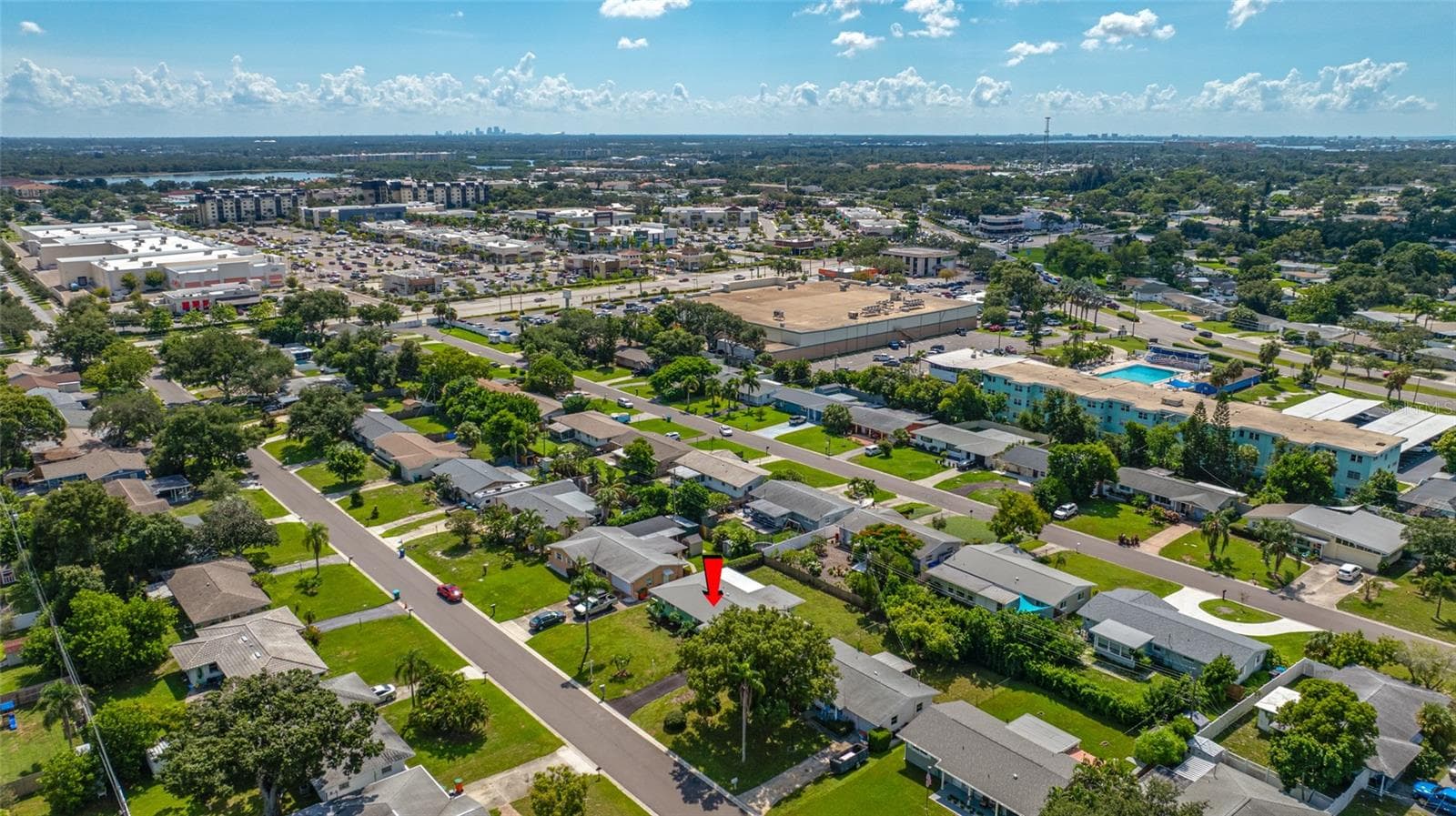Just a short walk or quick drive to Seminole City Center, where you’ll find plenty of shopping, dining, and more! - 11450 80TH AVE, SEMINOLE
