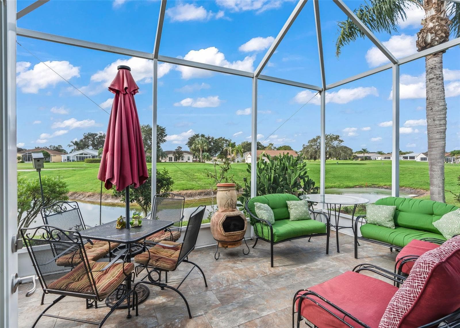 Cage Enclosed Lanai/Patio - 402 GRAND VISTA TRL, LEESBURG
